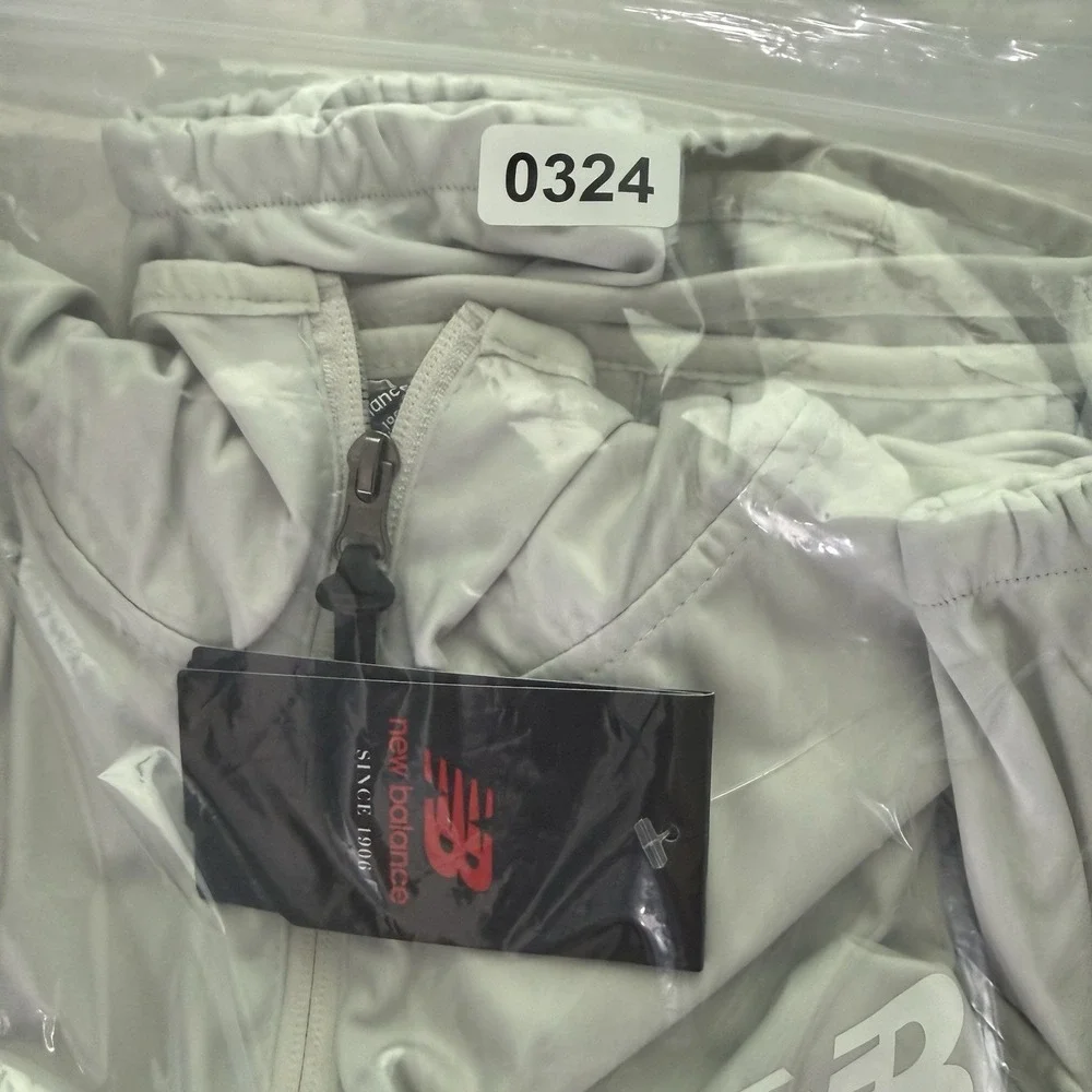 New Balance Men's All Motion 1/2 Zip Windbreaker Jacket Hooded Gray Size Large